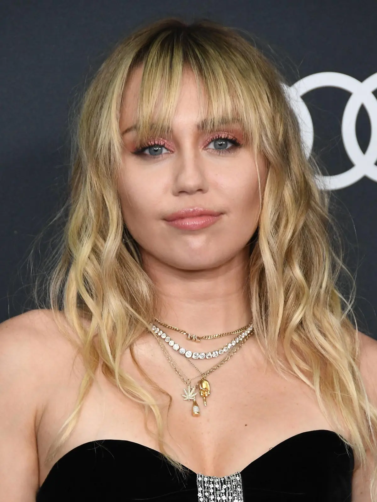 22 April 2019 - Los Angeles, California - Miley Cyrus. Marvel Studios Avengers: Endgame Los Angeles Premiere held at Los Angeles Convention Center. Photo Credit: Birdie Thompson/AdMedia 238112 2019-04-22 California Los Angeles Etats-Unis PUBLICATIONxINxGERxAUTxONLY Copyright: xAdMediax STAR_238112_144  