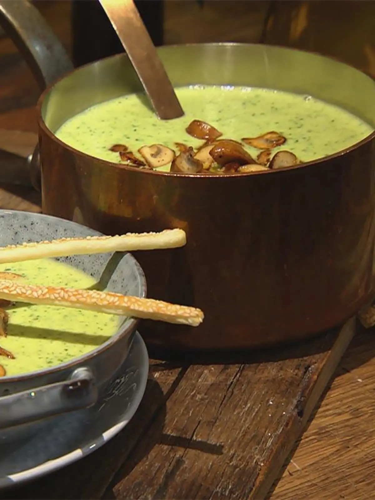 Tag1 Petersilien-Champignon-Rahmsuppe