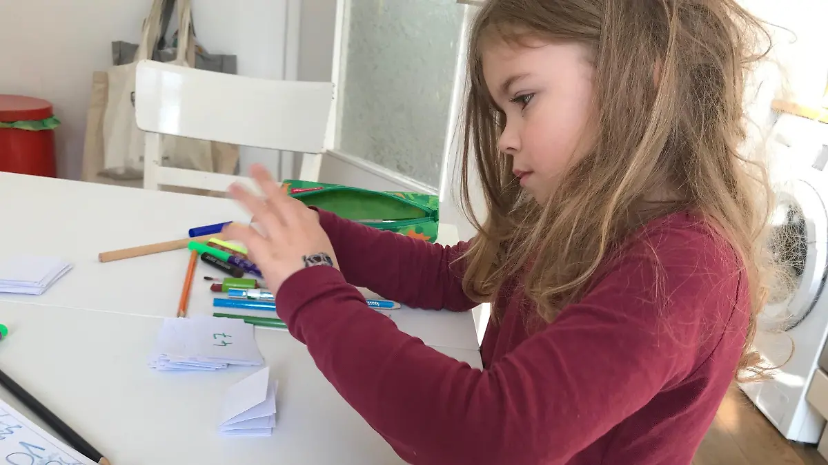 Spar-Challenge: Kind hilft mit