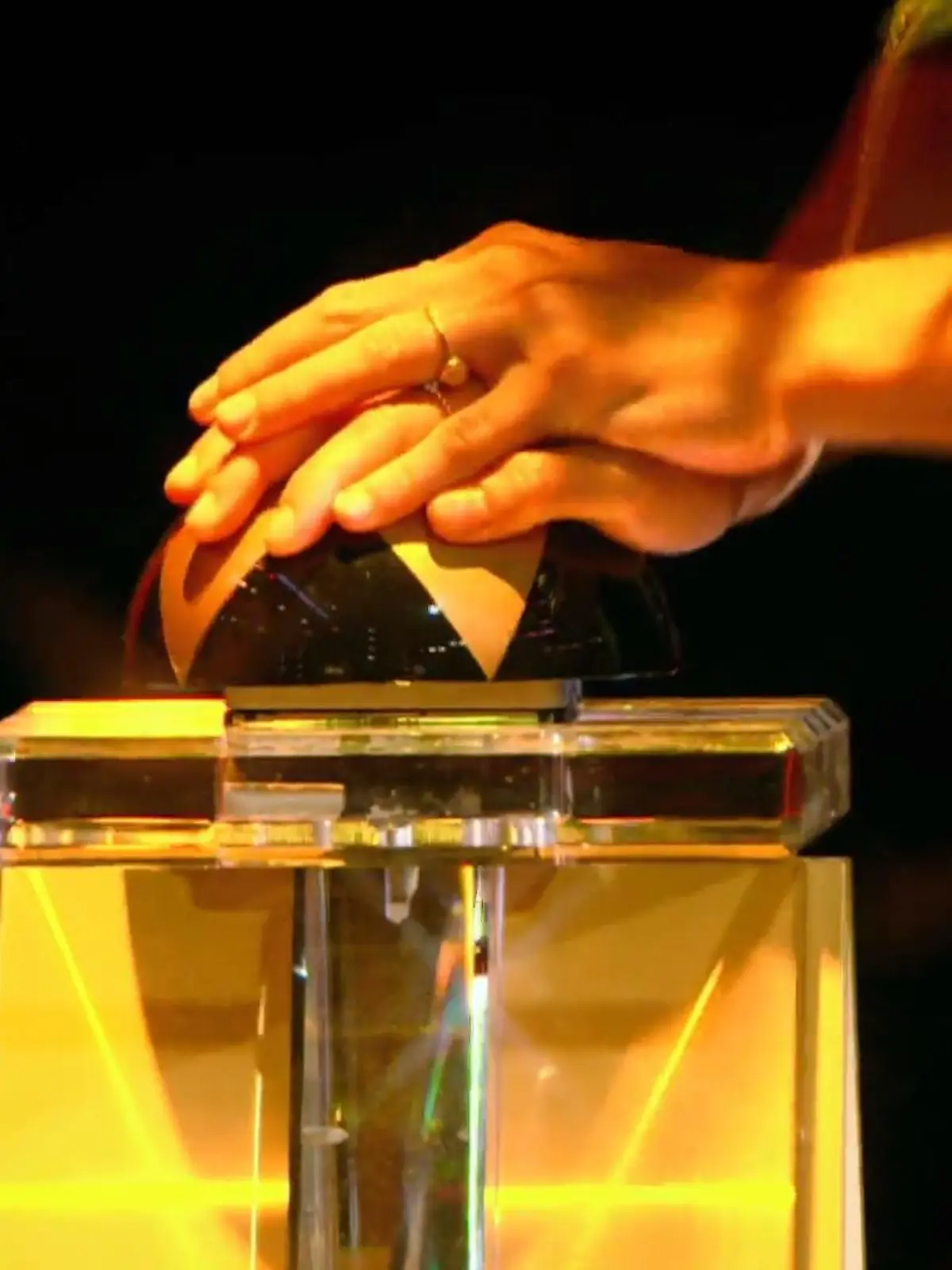 Bild zu: "Die Goldenen Buzzer Momente 2019 beim Supertalent"