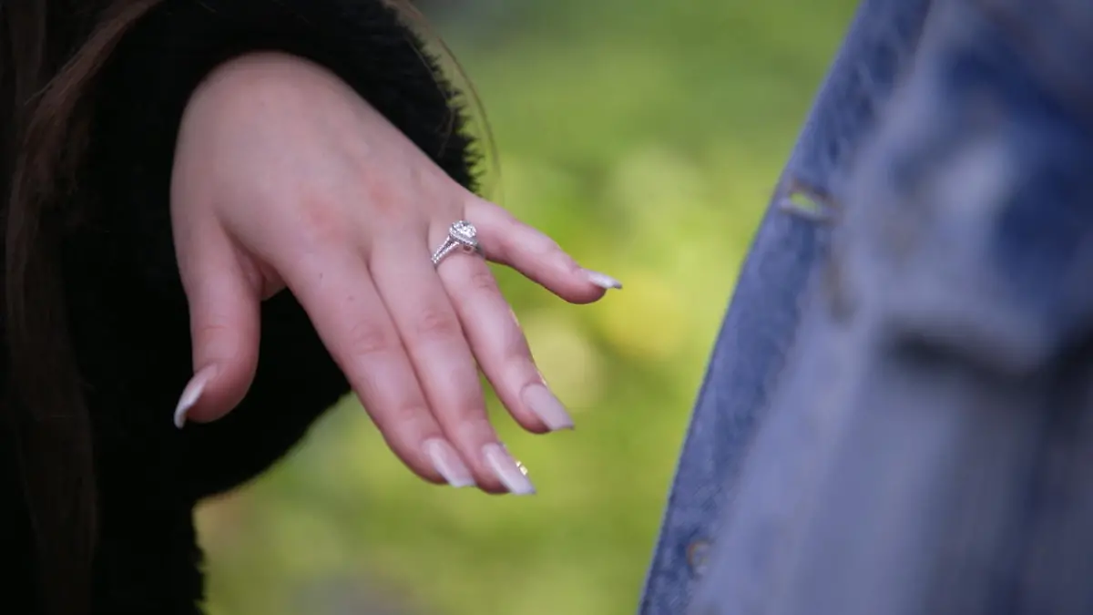 Sind Gigi und Dana schon verlobt? Ring am Finger