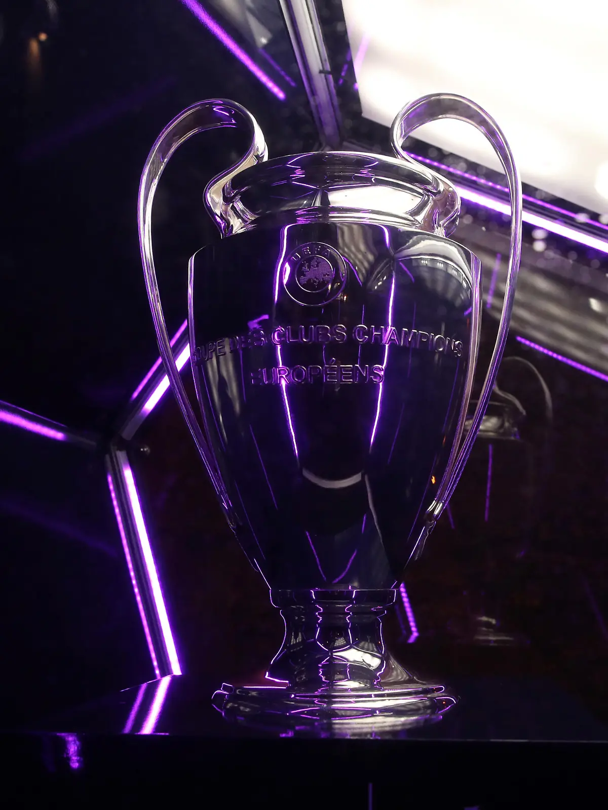Soccer Football - Champions League -  Group H - Chelsea v Lille - Stamford Bridge, London, Britain - December 10, 2019  General view of a Champions League trophy on display before the match   REUTERS/David Klein