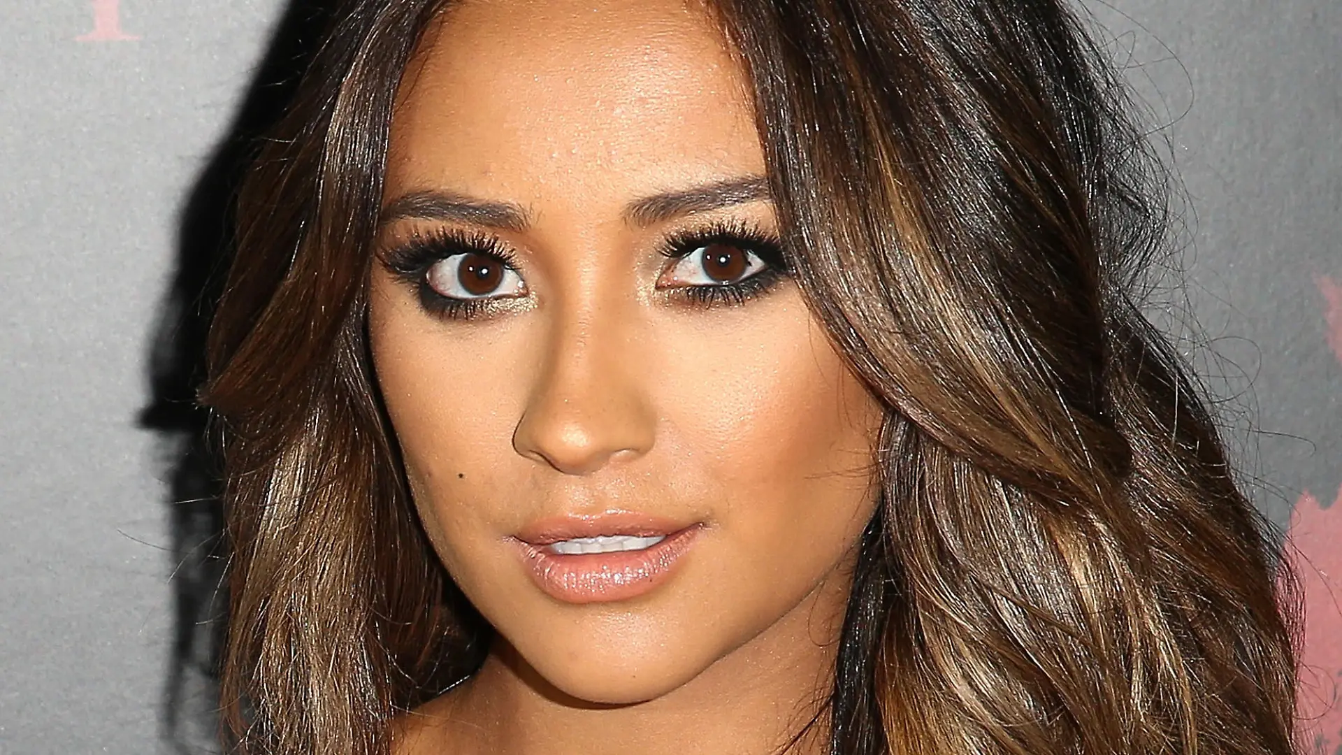 HOLLYWOOD, CA - MAY 31: Actress Shay Mitchell attends the 'Pretty Little Liars' 100th episode celebration at W Hollywood on May 31, 2014 in Hollywood, California. (Photo by Imeh Akpanudosen/Getty Images)