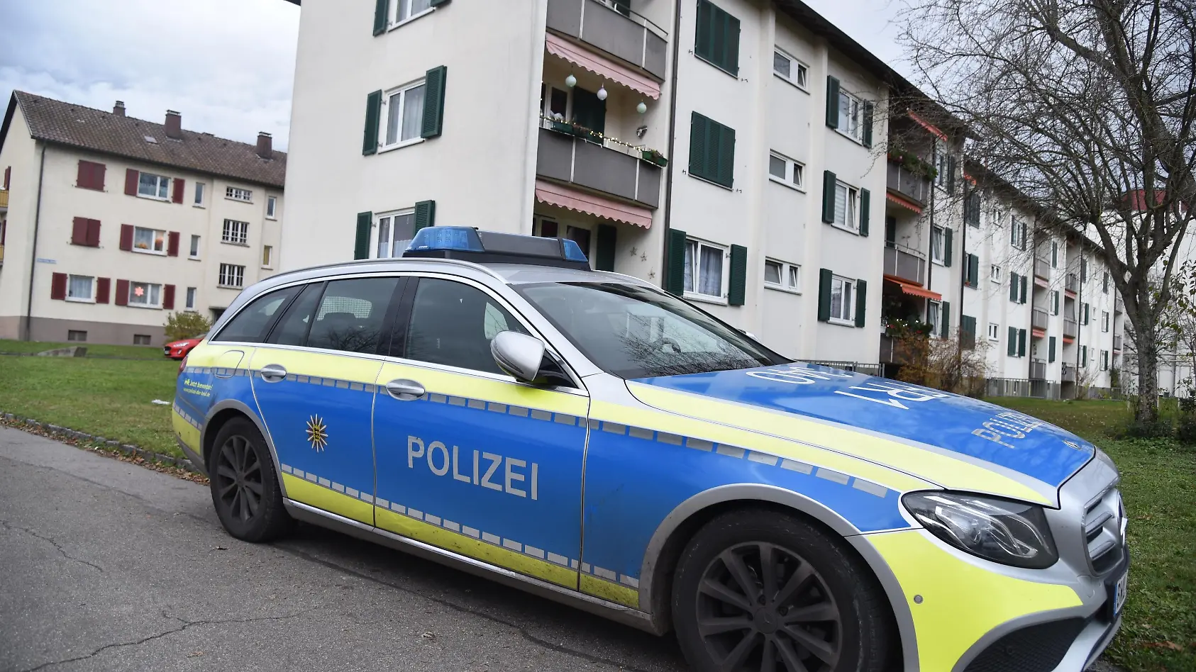 Update: O-Ton Polizei - 37-jährige wird von Nachbar erstochen Update: O-Ton Polizei: Jörg Kiefer Polizei Lörrach Gester