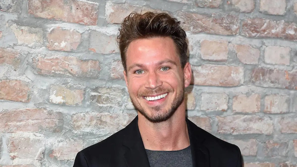 Sebastian Pannek bei Maybelline New York Show während der Berlin Fashion Week im Postbahnhof am 17.01.2019 *** Sebastian Pannek at Maybelline New York Show during Berlin Fashion Week at the Postbahnhof on 17 01 2019  