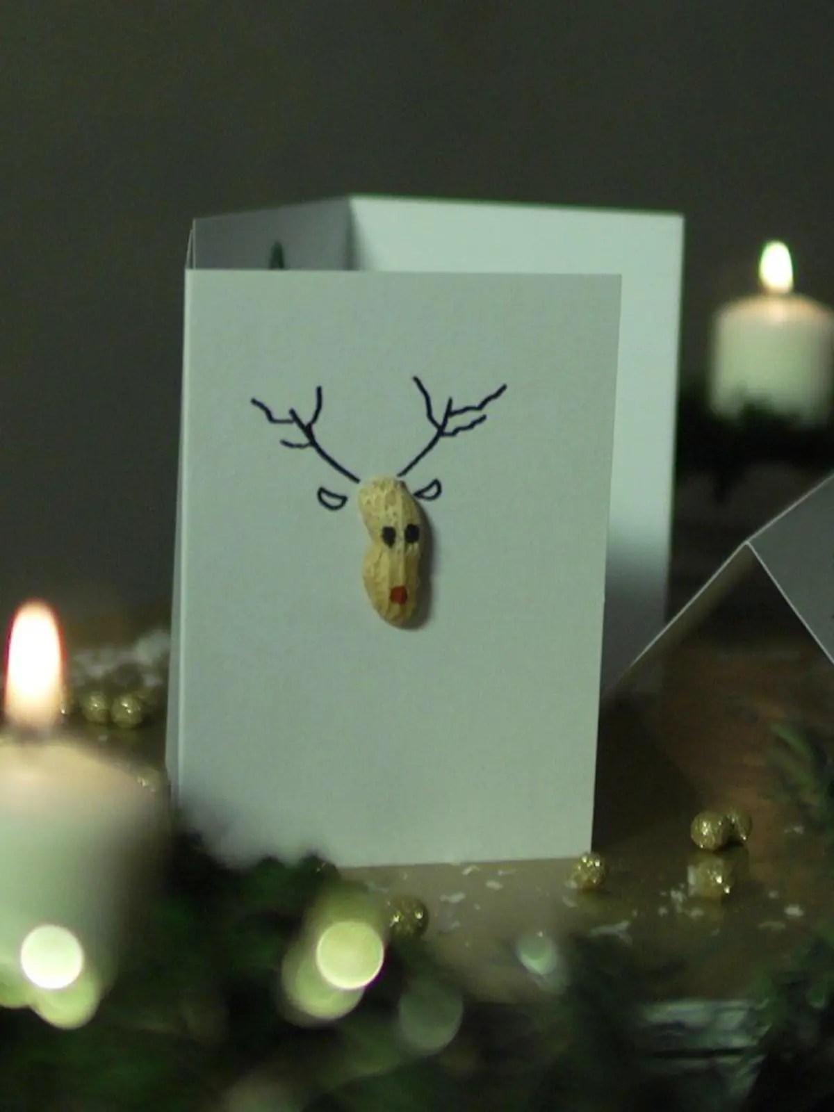 Bild zu: "Kreative Weihnachtskarten basteln"
