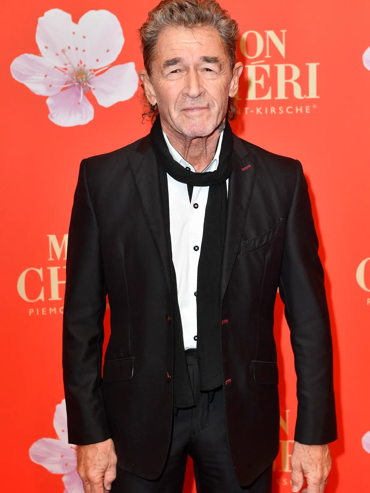 Peter Maffay beim Mon Cheri Barbara Tag 2019 in der Isarpost. München, 04.12.2019 *** Peter Maffay at the Mon Cheri Barbara Day 2019 in the Isarpost Munich, 04 12 2019 Foto:xF.xKernx/xFuturexImage