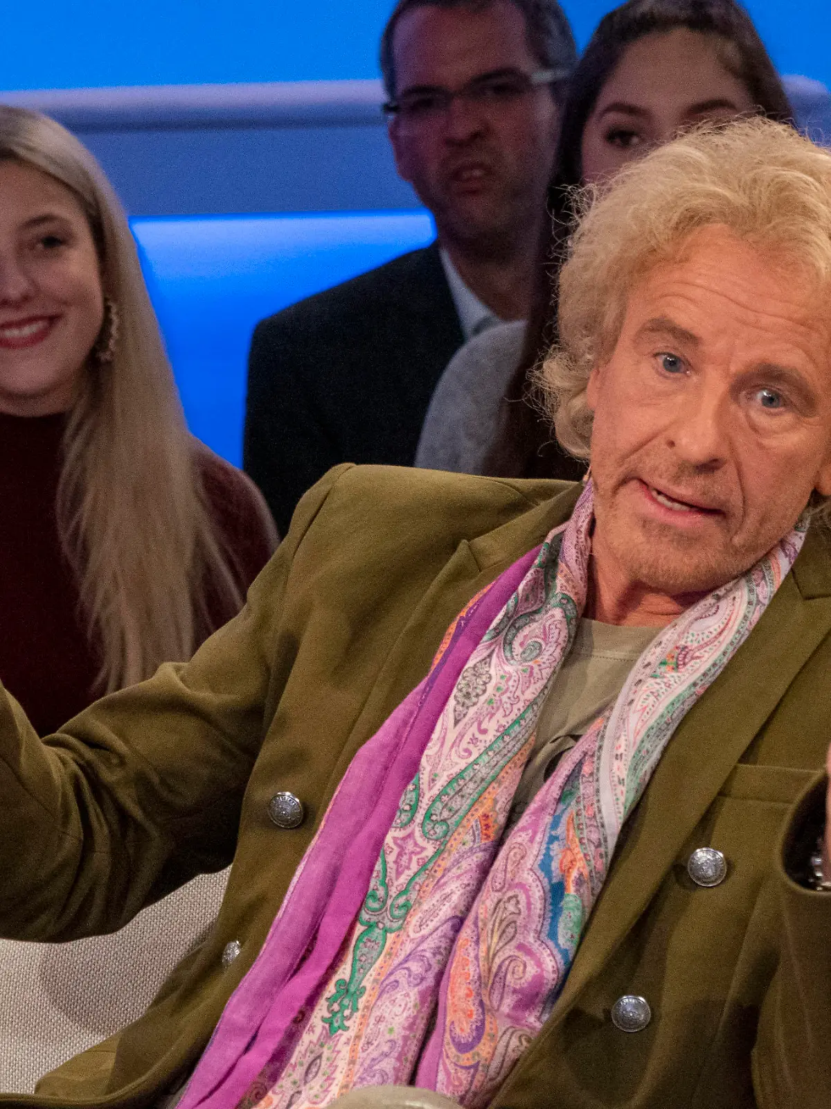 HANDOUT - 04.12.2019, Bayern, München: Moderator Thomas Gottschalk in der ARD-Talkshow «Maischberger - Die Woche». (zu dpa «Gottschalk: Neue Lebensumstände, andere Pläne») Foto: Max Kohr/WDR/dpa - ACHTUNG: Verwendung im engen inhaltlichen, redaktionellen Zusammenhang mit genannter WDR-Sendung bei Nennung "Bild: WDR/Max Kohr" +++ dpa-Bildfunk +++