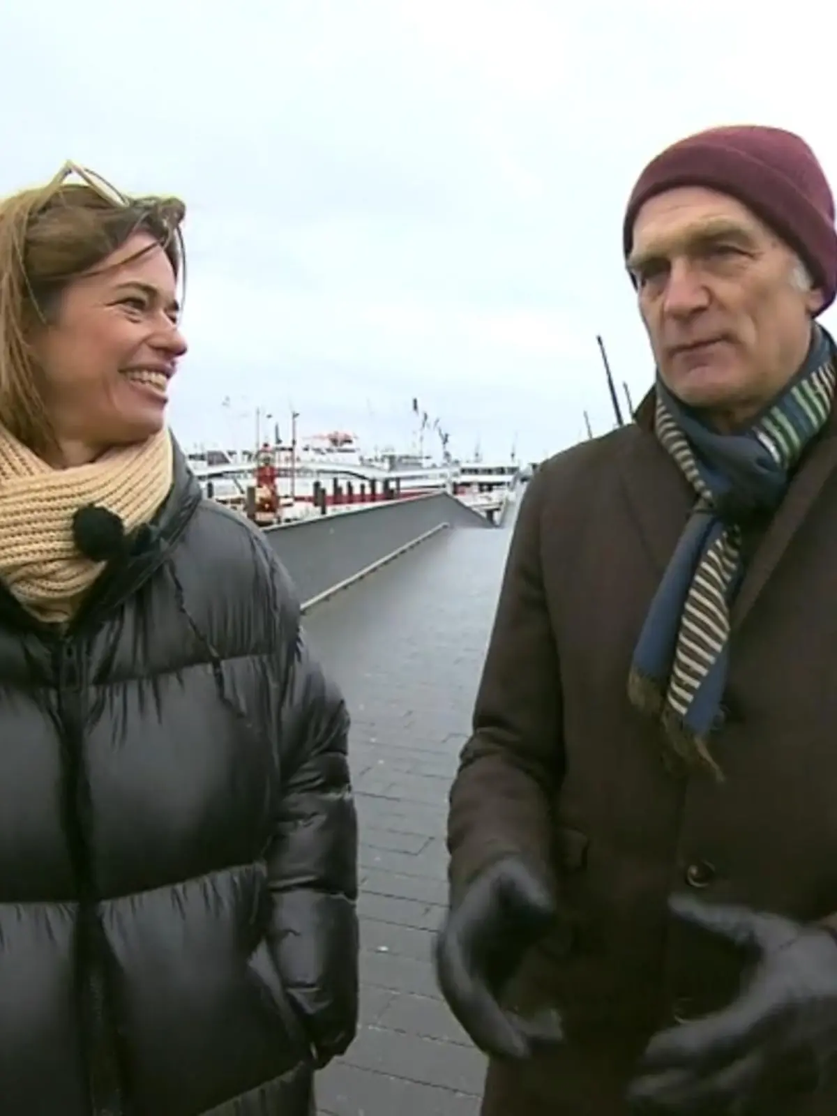 RTL Nord-Moderatorin Susanne Böhm trifft Schauspieler Walter Sittler in Hamburg zum Interview.