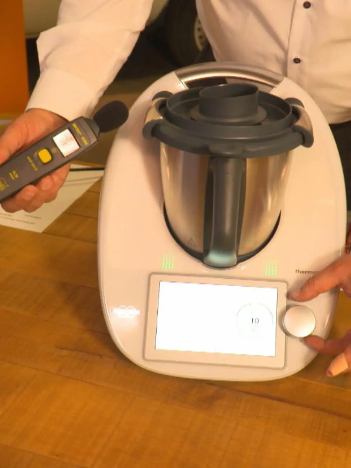 Bild zu: "Thermomix: Original vs. Lidl und Aldi"