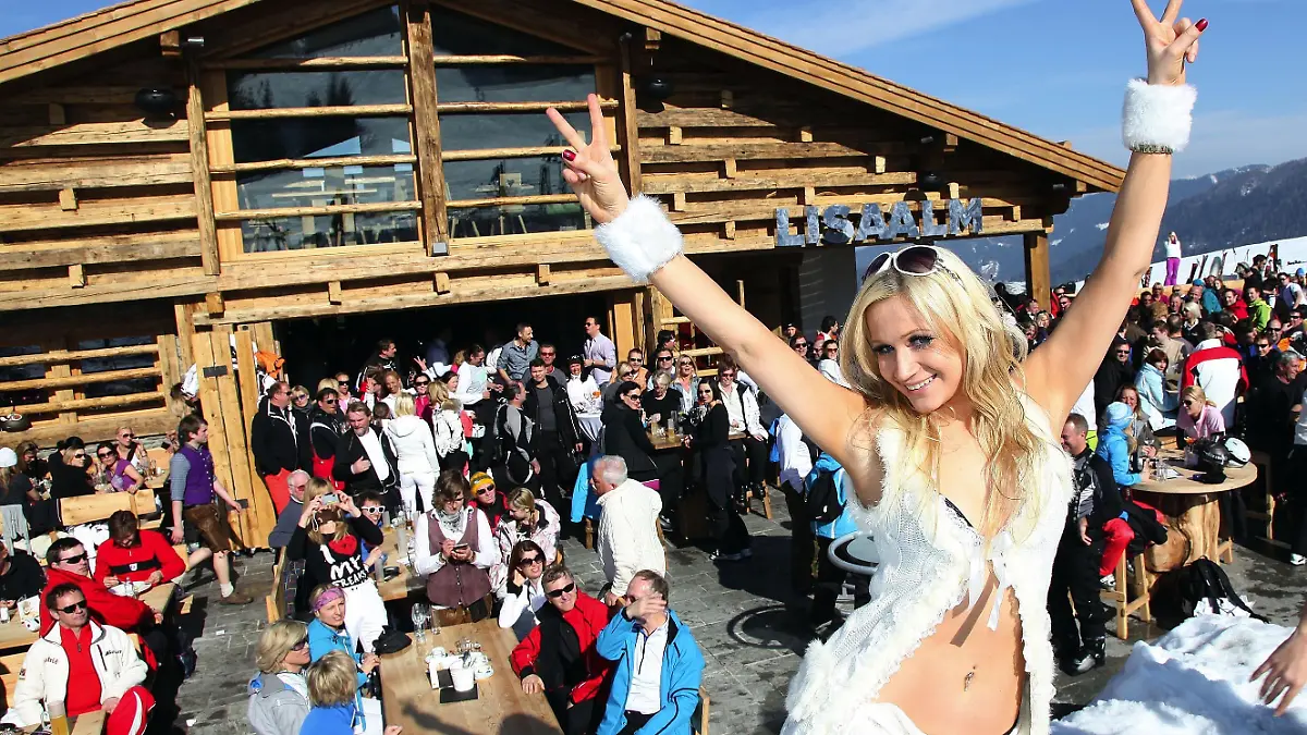 Go Go Marina, Lisa Alm, Flachau, Bar, Ski Lounge, Skilounge, Party,
Apres Ski, Winter, Foto: Wildbild - 20110318_PD5244 |
