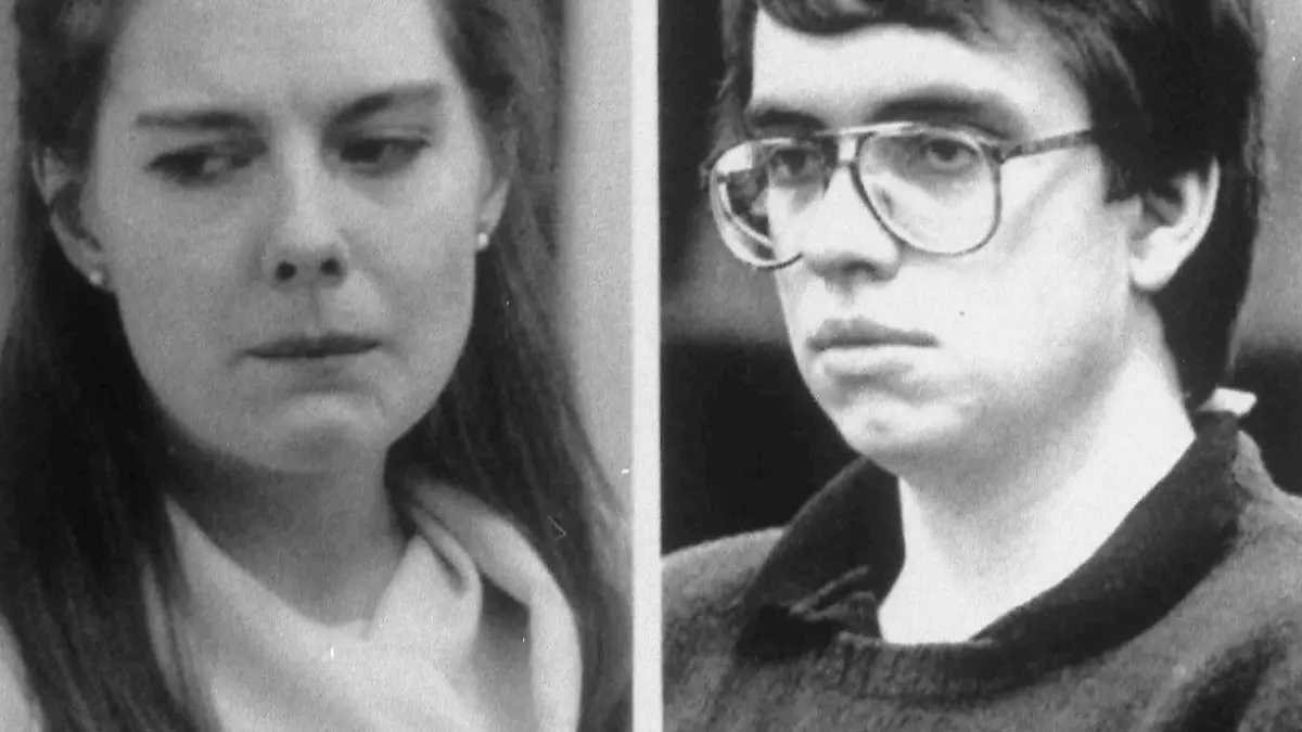 Combo picture, released June 25, 1990, of Elizabeth Haysom, left, and Jens Soering, who have been arrested for the murder of Elizabeth's parents at their home in Bedord County, Va. Image of Haysom is 1987 filer, and Soering is 1990 filer. (AP Photo) |