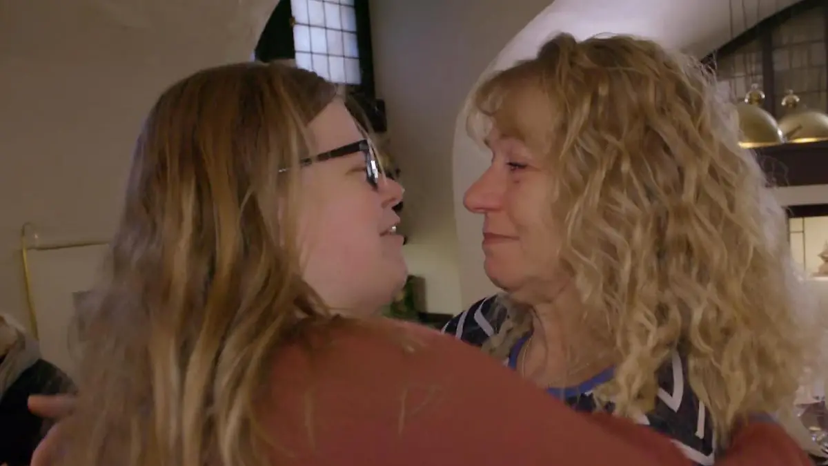Heimkind Gabi trifft ihre wahre Familie Endlich angekommen