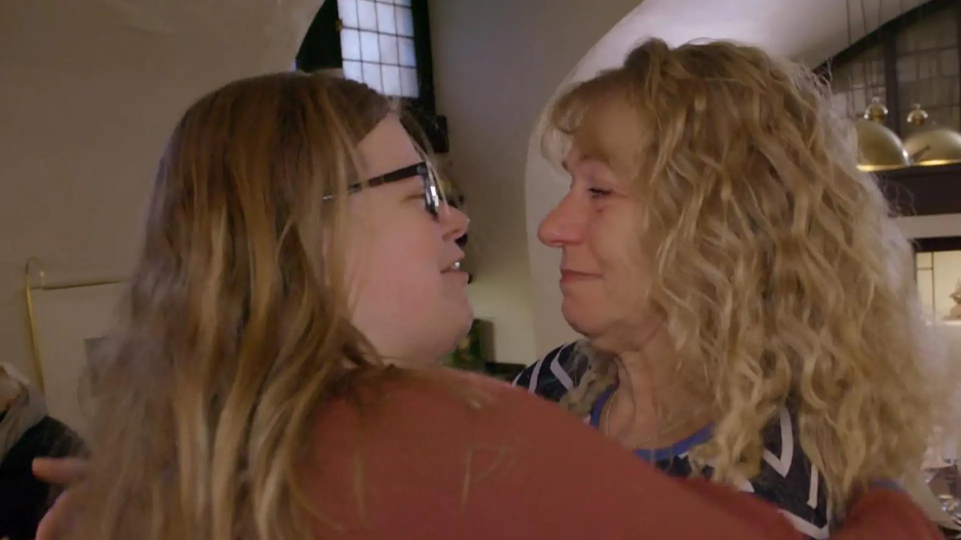 Heimkind Gabi trifft ihre wahre Familie Endlich angekommen