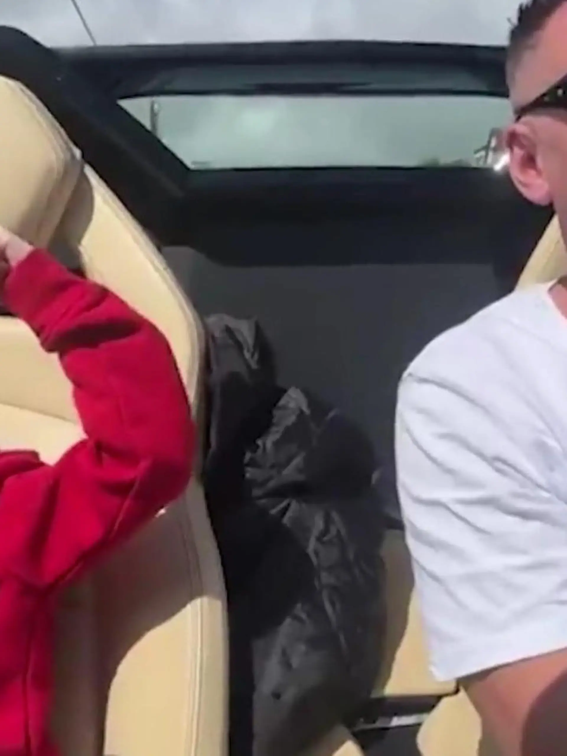 Der sechsjährige Woody Blight hat nur noch wenige Monate zu leben. Ein Herzenswunsch von ihm war es, einmal in einem Lamborghini mitzufahren - und der wird ihm erfüllt.