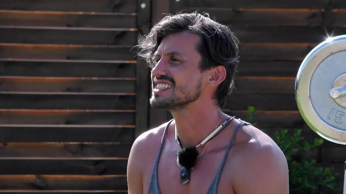 Die große Alex-Show "Prince Charming"-Kandidat unter Beschus