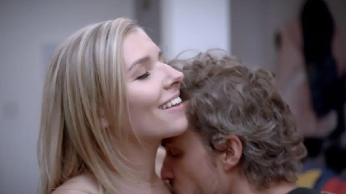 Brenda und Felix haben erneut Sex Sie kommen nicht voneinander los