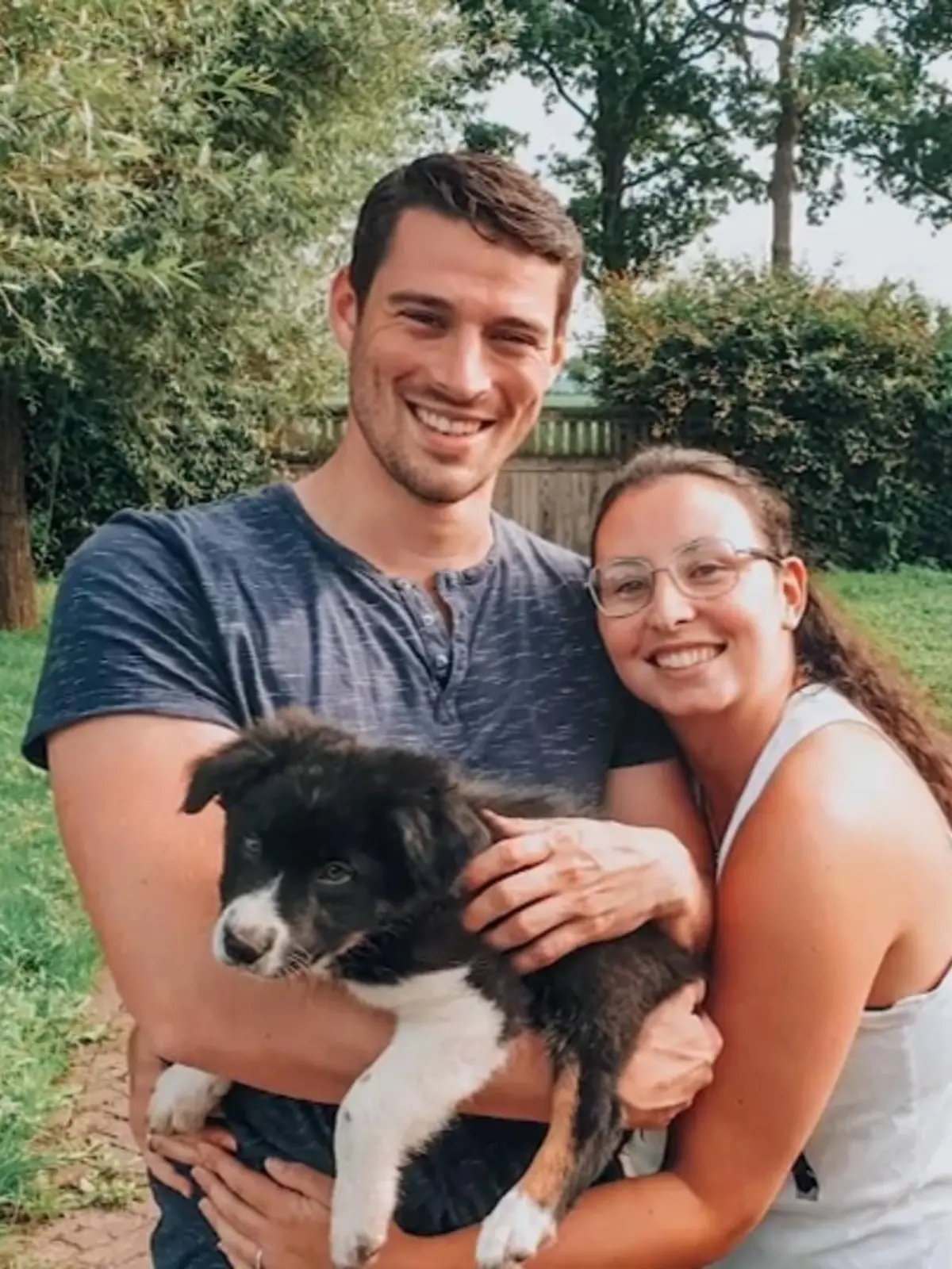 Hazel hat einen sehr attraktiven Mann und als sie ein TikTok-Video von sich und ihm postet, bekommt sie einen richtigen Shitstorm. Was Menschen dazu bewegt, sich so zu äußern und wie Hazel reagiert, hat uns überrascht.