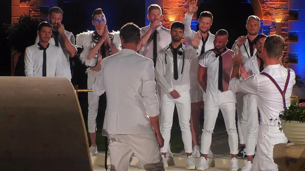 Diese zwei Jungs müssen gehen Gentlemen-Night in Folge 4