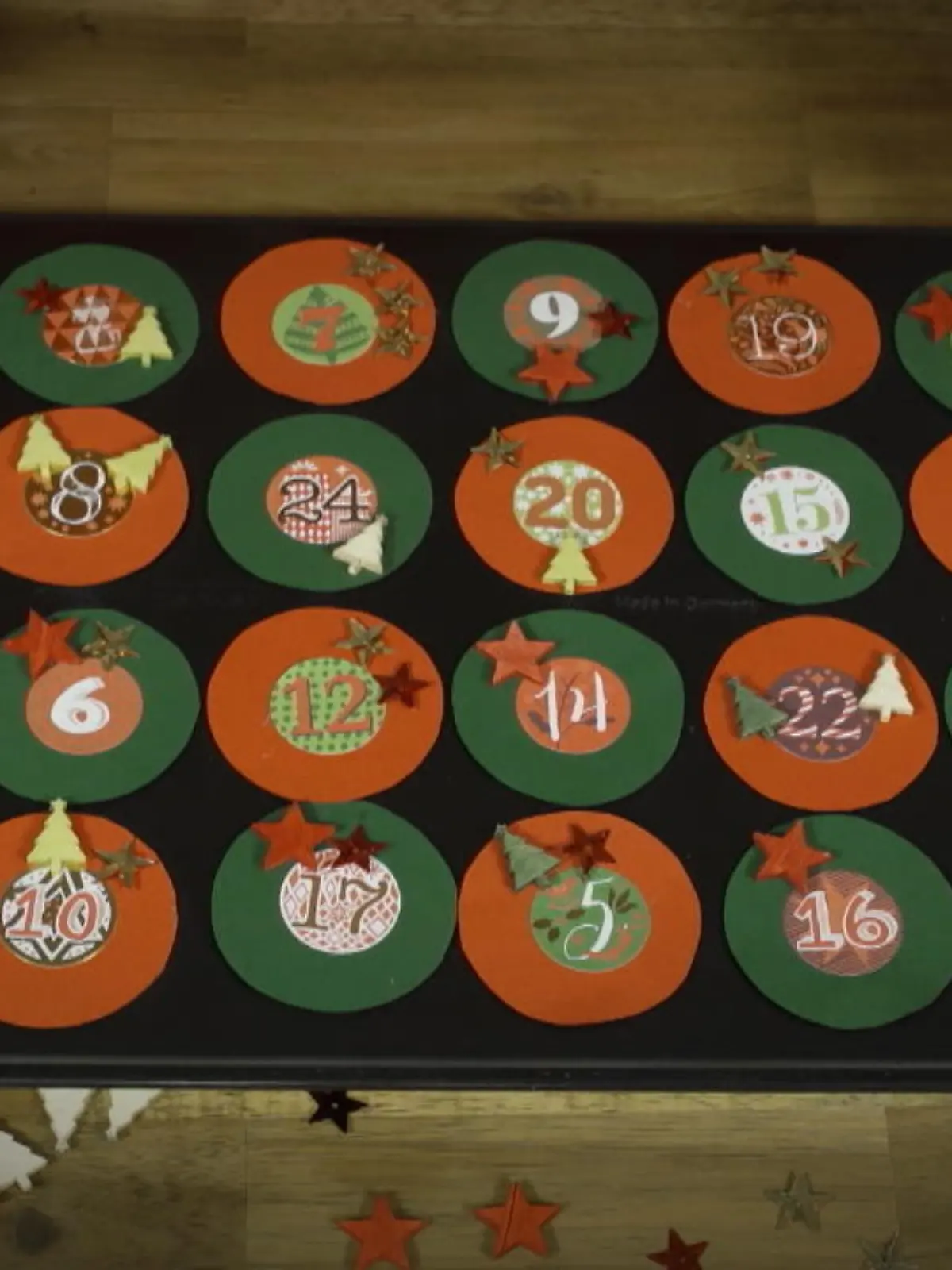 Bild zu: "Adventskalender selbst machen - so geht's!"