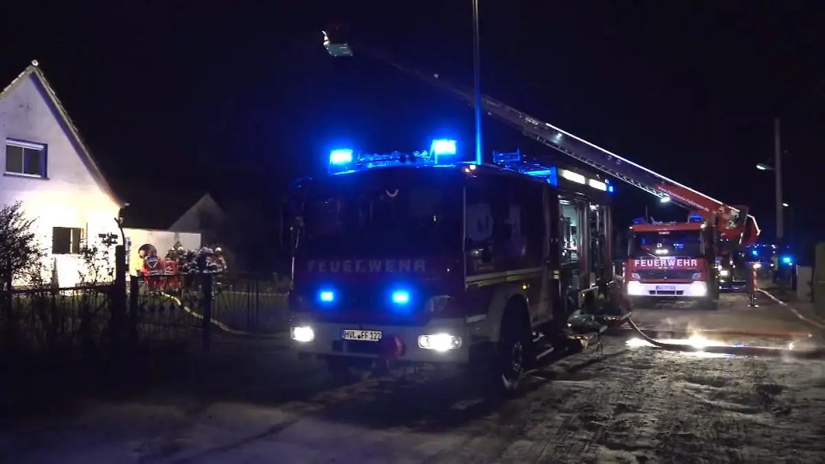 Frau (69) stirbt bei Wohnhausbrand im Havelland Sohn und dessen Frau gerettet