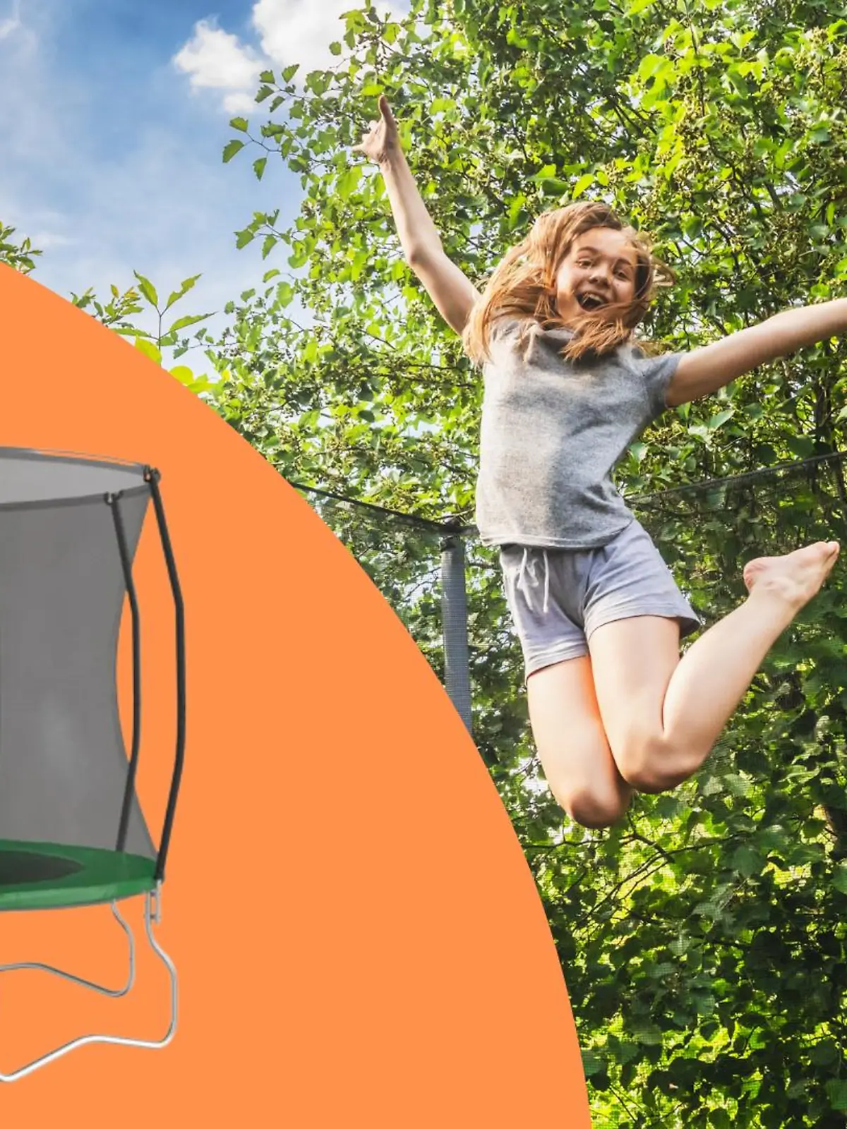Mädchen auf Trampolin