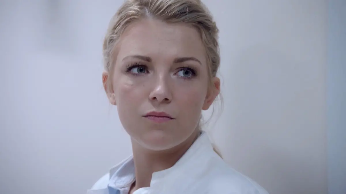 Lilly gegen Dr. Benedikt Sie weist ihn zurecht