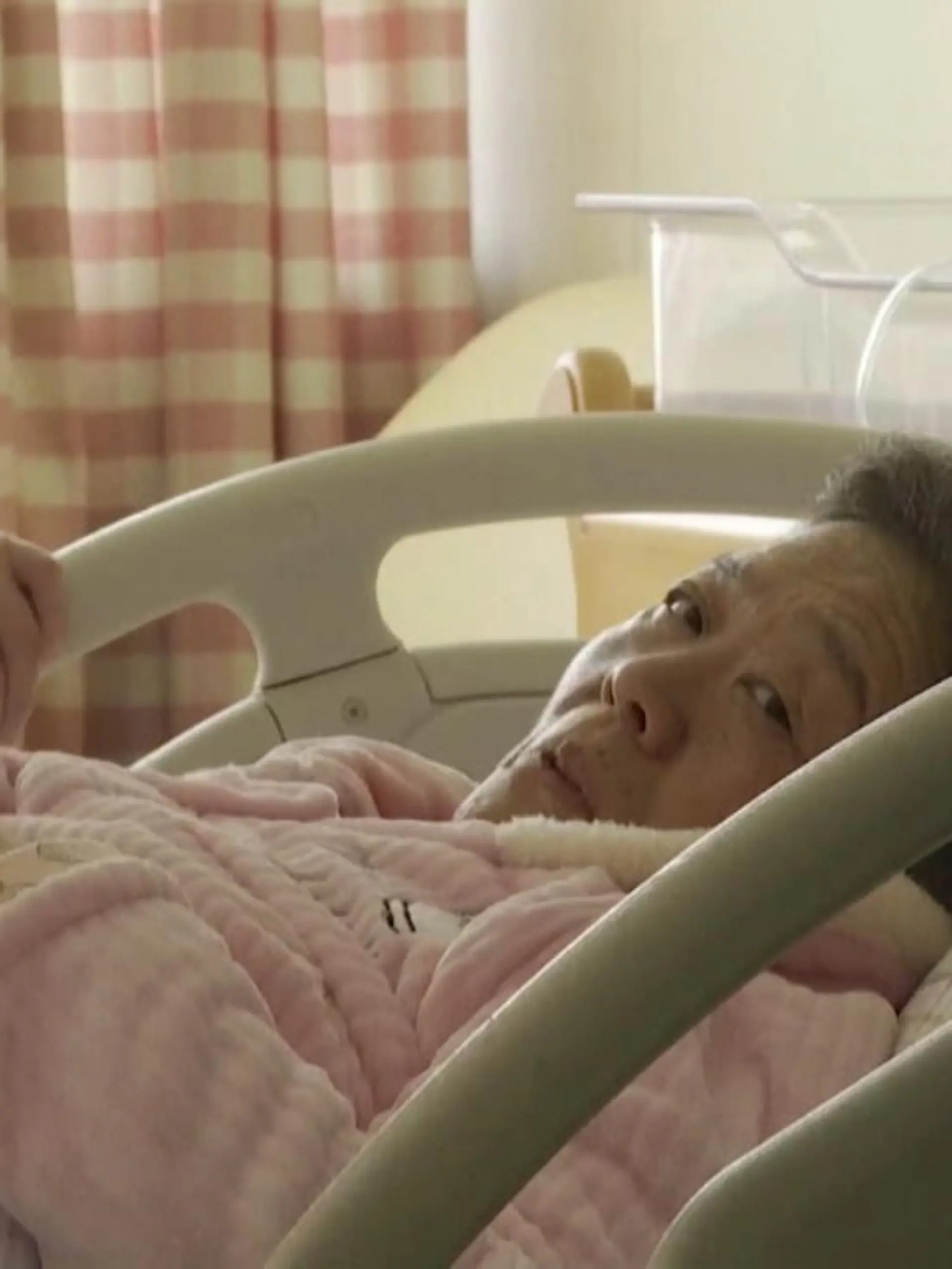 Bild zu: "67-Jährige bringt Baby zur Welt"