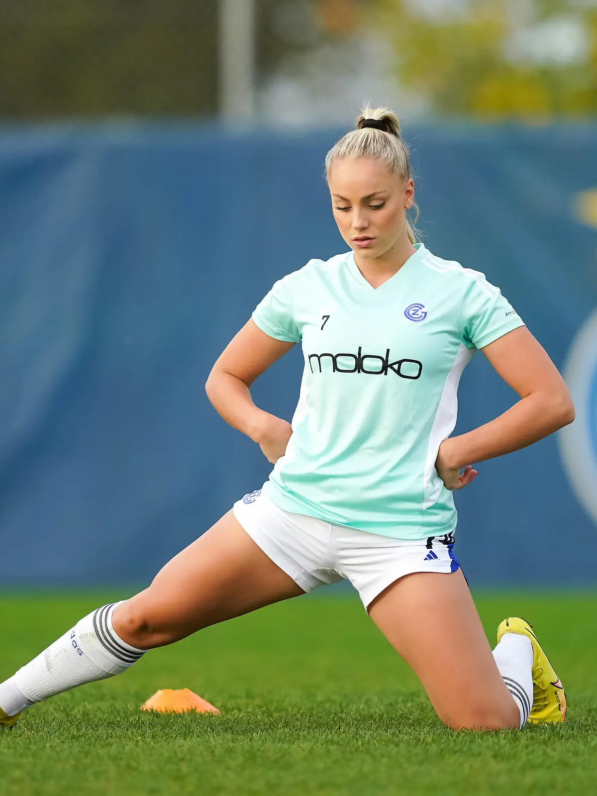 15.10.2022, Niederhasli, GC/Campus, Axa Women s Super League: Grasshopper Club Zürich - FC Basel 1893, 7 Ana Maria Markovic GC während dem Warm-up Niederhasli GC/Campus Zürich Schweiz *** 15 10 2022, Niederhasli, GC Campus, Axa Women s Super League Grasshopper Club Zürich FC Basel 1893, 7 Ana Maria Markovic GC during warm up Niederhasli GC Campus Zürich Switzerland PUBLICATIONxNOTxINxSUI Copyright: xJustPictures.ch/DanielaxPorcellix 