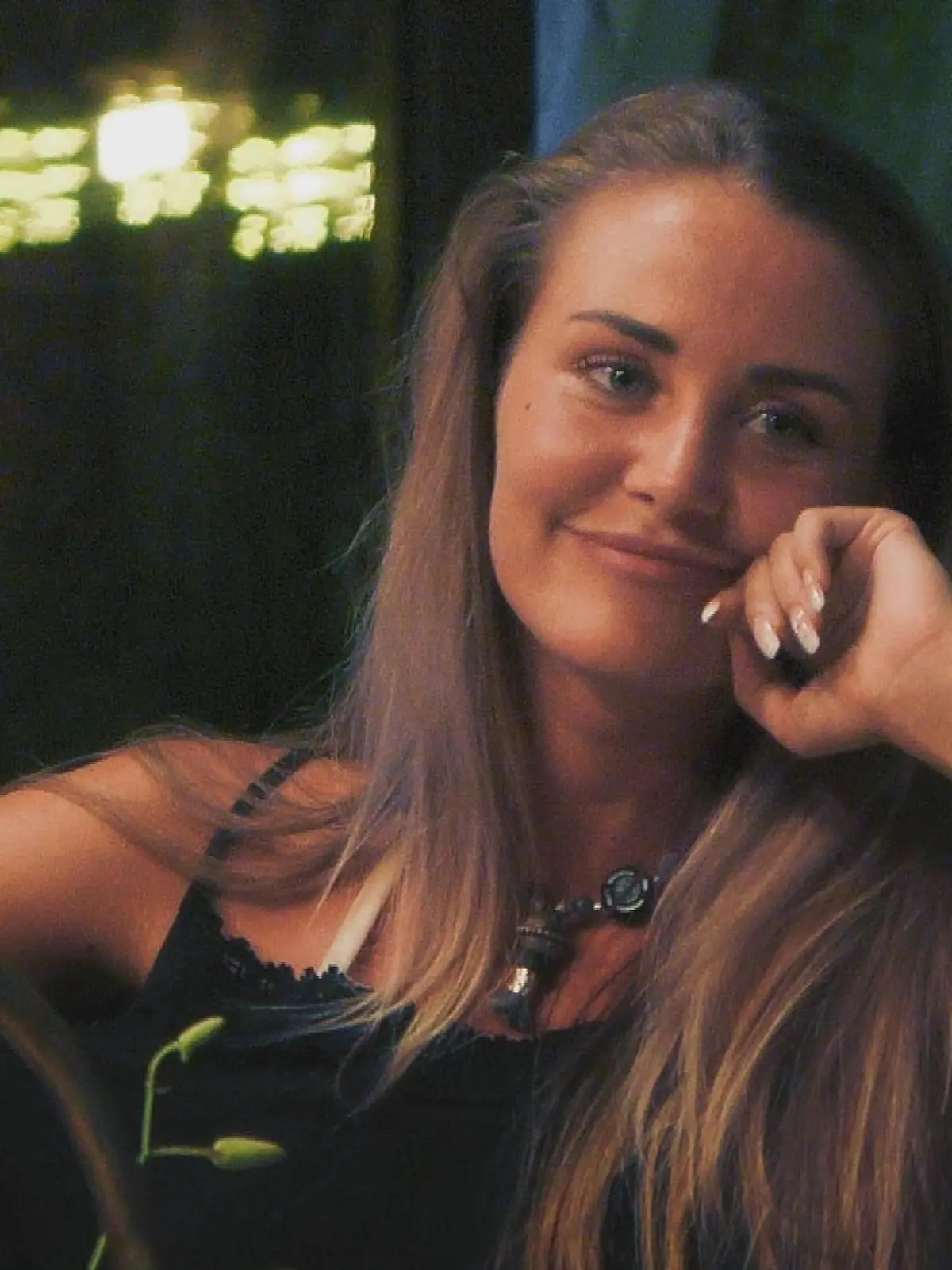Julia verlässt Bachelor in Paradies freiwillig