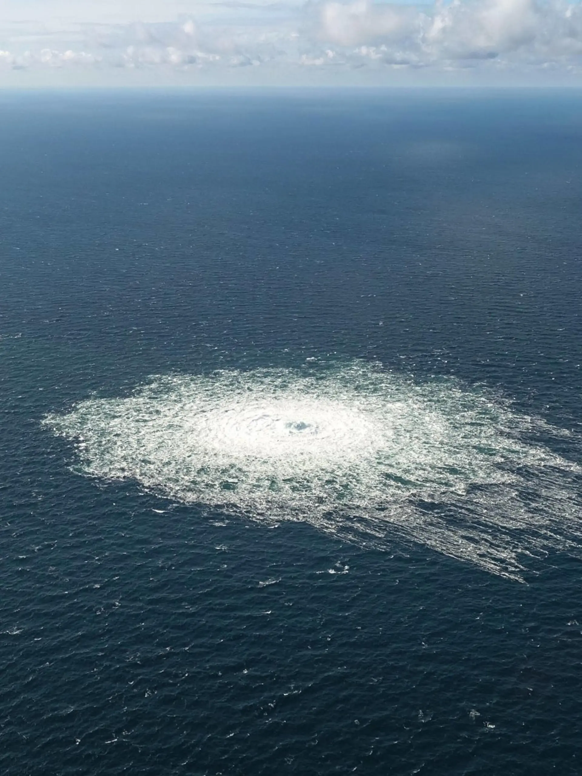 View taken from a Danish F-16 interceptor of the Nord Stream 2 gas leak just south of Dueodde, Denmark, on Tuesday, September 27, 2022. This leak is one of three on the Nord Stream gas pipelines in the Baltic Sea the other two are located on Nord Stream 1 northeast of Bornholm. The Danish Navy has established prohibition zones around the leaks for the safety of ship and air traffic. 1 WAX2022092804 DANISHxDEFENCE 