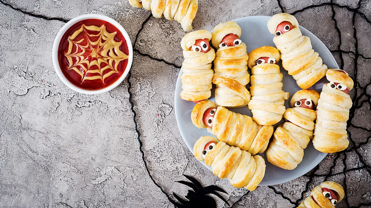 Mumien-Hot-Dogs