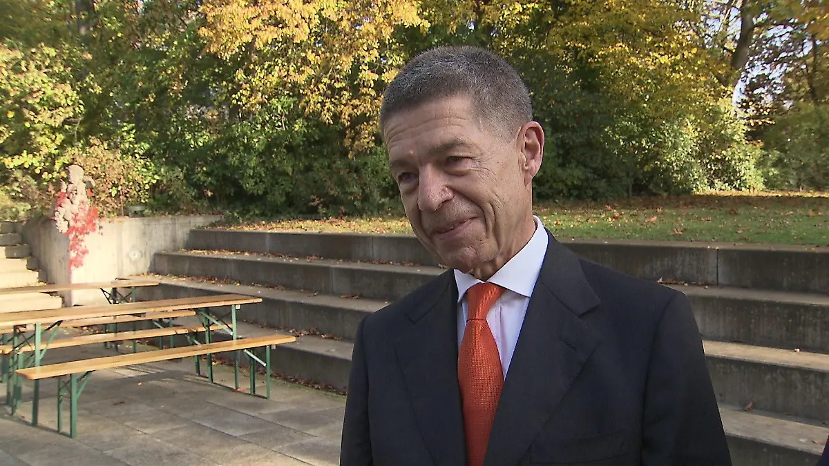 Quantenchemiker und Kanzlerinnen-Gatte Joachim Sauer beim Symposium zu seinen Ehren in Berlin