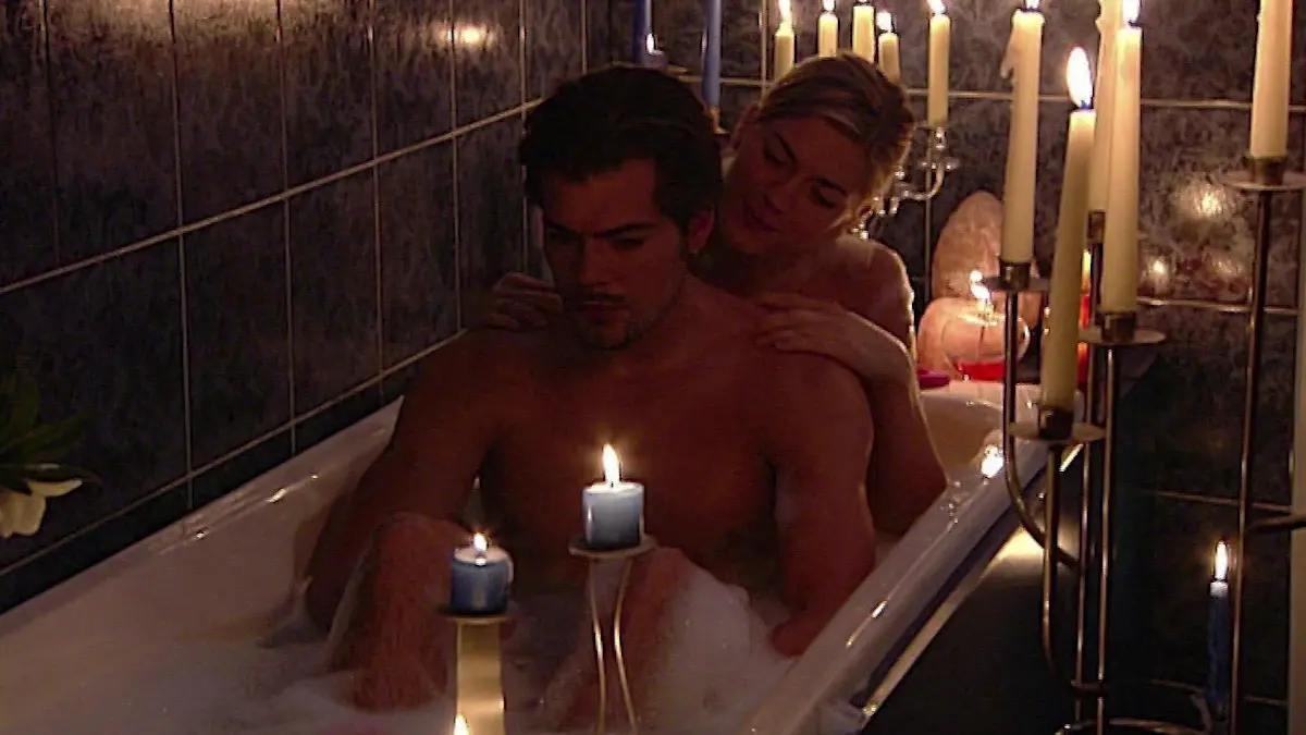 Cora Hinze (Nina Bott) und Leon Moreno (Daniel Fehlow) waren ein echtes GZSZ-Traumpaar.
