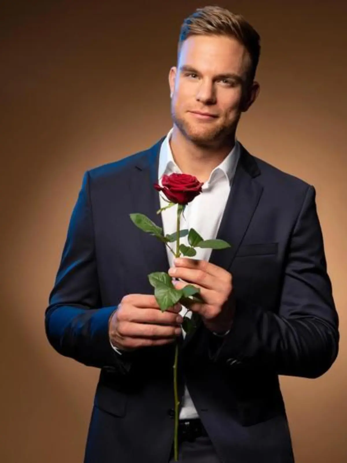 "Der Bachelor" 2020: So tickt der neue Rosenkavalier Sebastian Preuss