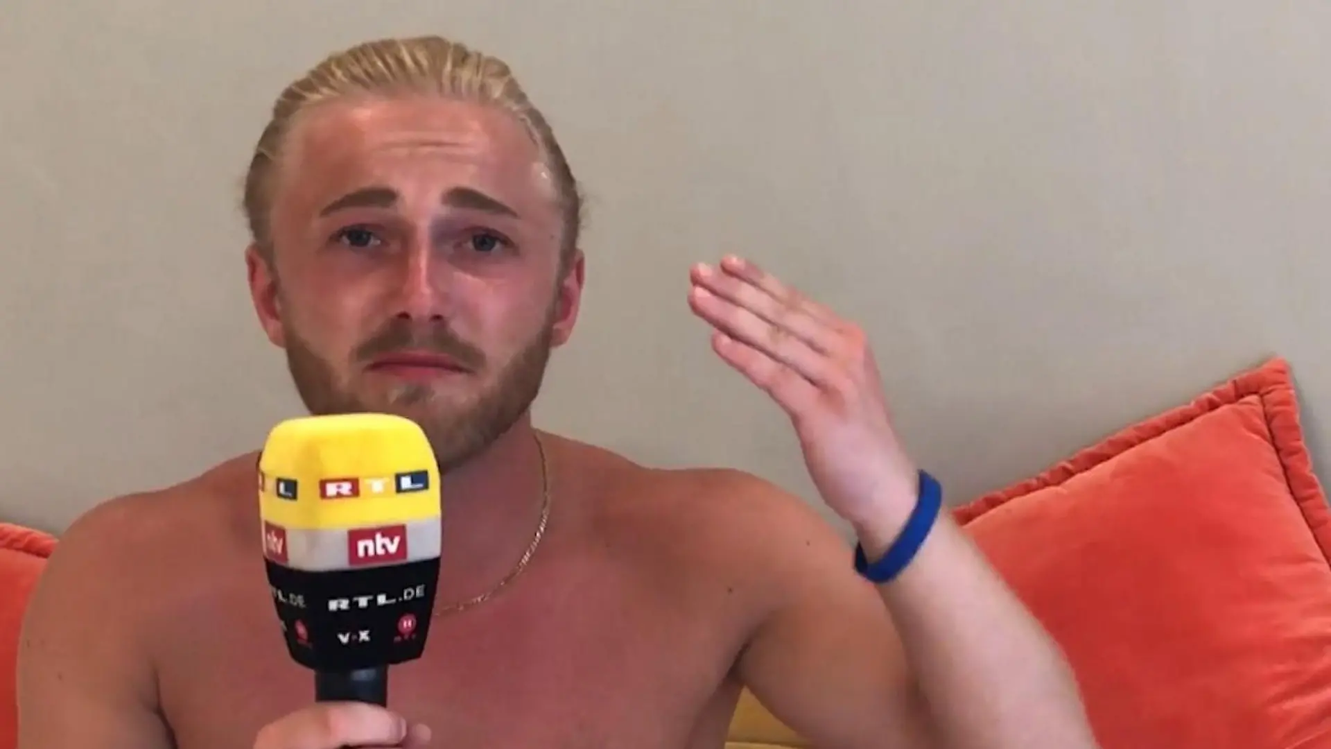 Jetzt spricht "Paradise Hotel"-Mario Eskort und Freundin zuhause?