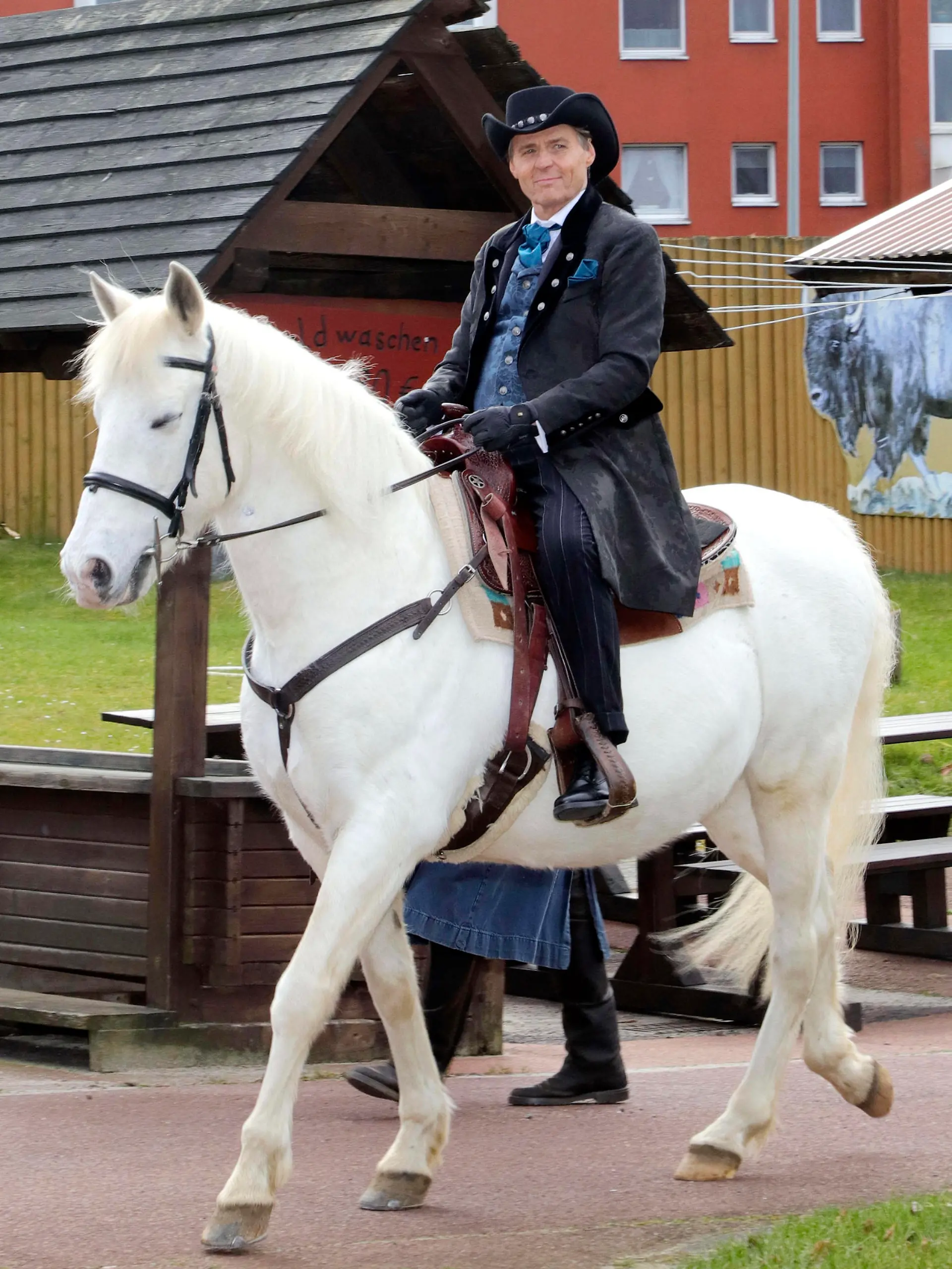 Wolfgang Bahro bei der Präsentation der Gaststars von Winnetou I - Blutsbrüder der Karl-May-Festpiele 2023 im Indian Village Museum. Bad Segeberg, 04.03.2023 *** Wolfgang Bahro at the presentation of the guest stars of Winnetou I Blood Brothers of the Karl May Festival 2023 at the Indian Village Museum Bad Segeberg, 04 03 2023 Foto:xgbrcix/xFuturexImage