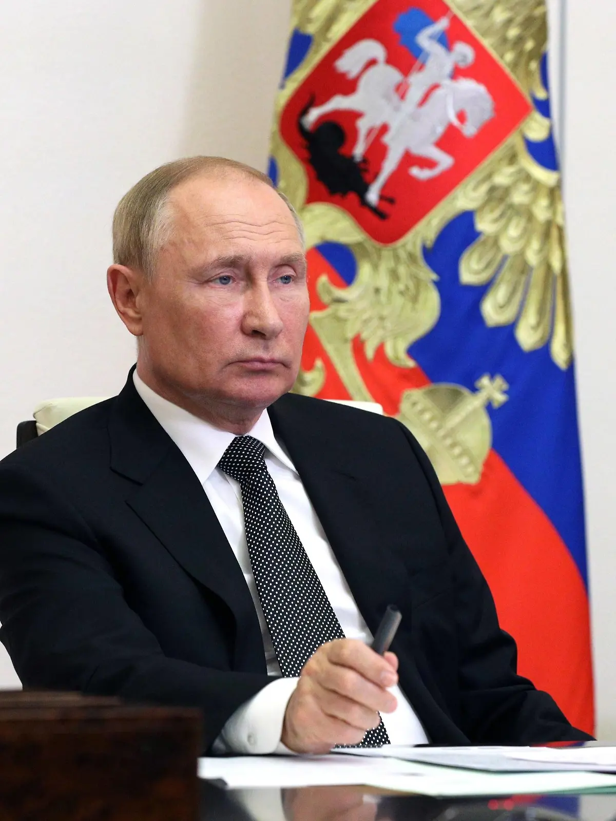 Russia Putin 8253925 16.08.2022 Russian President Vladimir Putin meets with Acting Head of Tambov Region Administration, Maxim Yegorov via a video conference, at the Novo-Ogaryovo state residence outside Moscow, Russia. Mikhail Klimentyev / Sputnik Novo-Ogaryovo Moscow region Russia PUBLICATIONxINxGERxSUIxAUTxONLY Copyright: xMikhailxKlimentyevx 