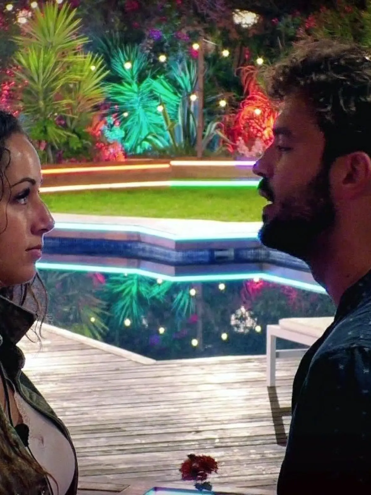 "Love Island"-Paar-Alarm: Yasin macht Samira eine kleine Liebeserklärung.