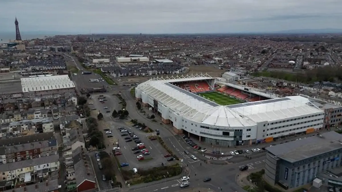 Sky Bet Championship Blackpool v Burnley General view of Bloomfield Road prior to the Sky Bet Championship match Blackpool vs Burnley at Bloomfield Road, Blackpool, United Kingdom, 4th March 2023 Photo by Ben Roberts/News Images Blackpool Bloomfield Road Lancashire United Kingdom Copyright: xBenxRoberts/NewsxImagesx