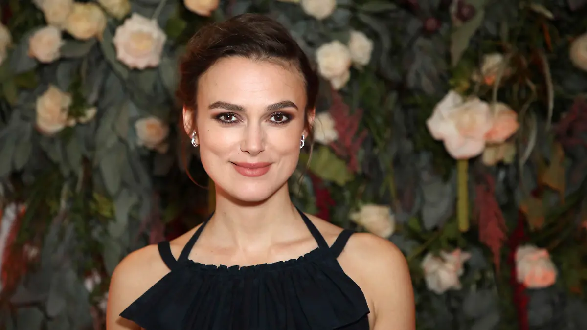 11.10.2018, Großbritannien, London: Die britische Schauspielerin Keira Knightley kommt im Rahmen des 62. BFI London Film Festivals zur Party des Films «Colette». Foto: Vianney Le Caer/Invision/AP/dpa +++ dpa-Bildfunk +++