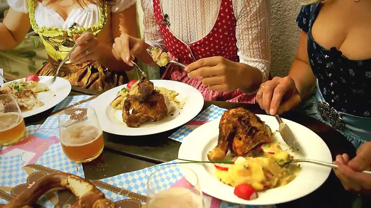 Rezept: Wiesnhendl und bayerischer Kartoffelsalat Das Punkt-12-Lieblingsgericht