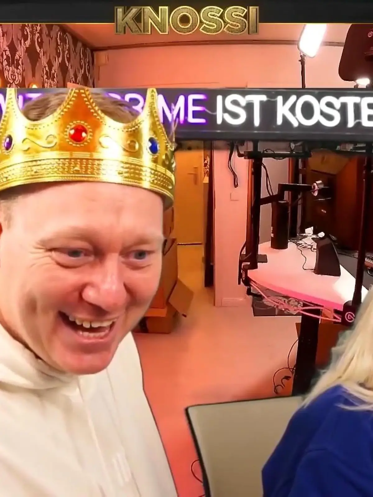 Bild zu: "Knossis Mama Ida ist in seinen Streams der Star"