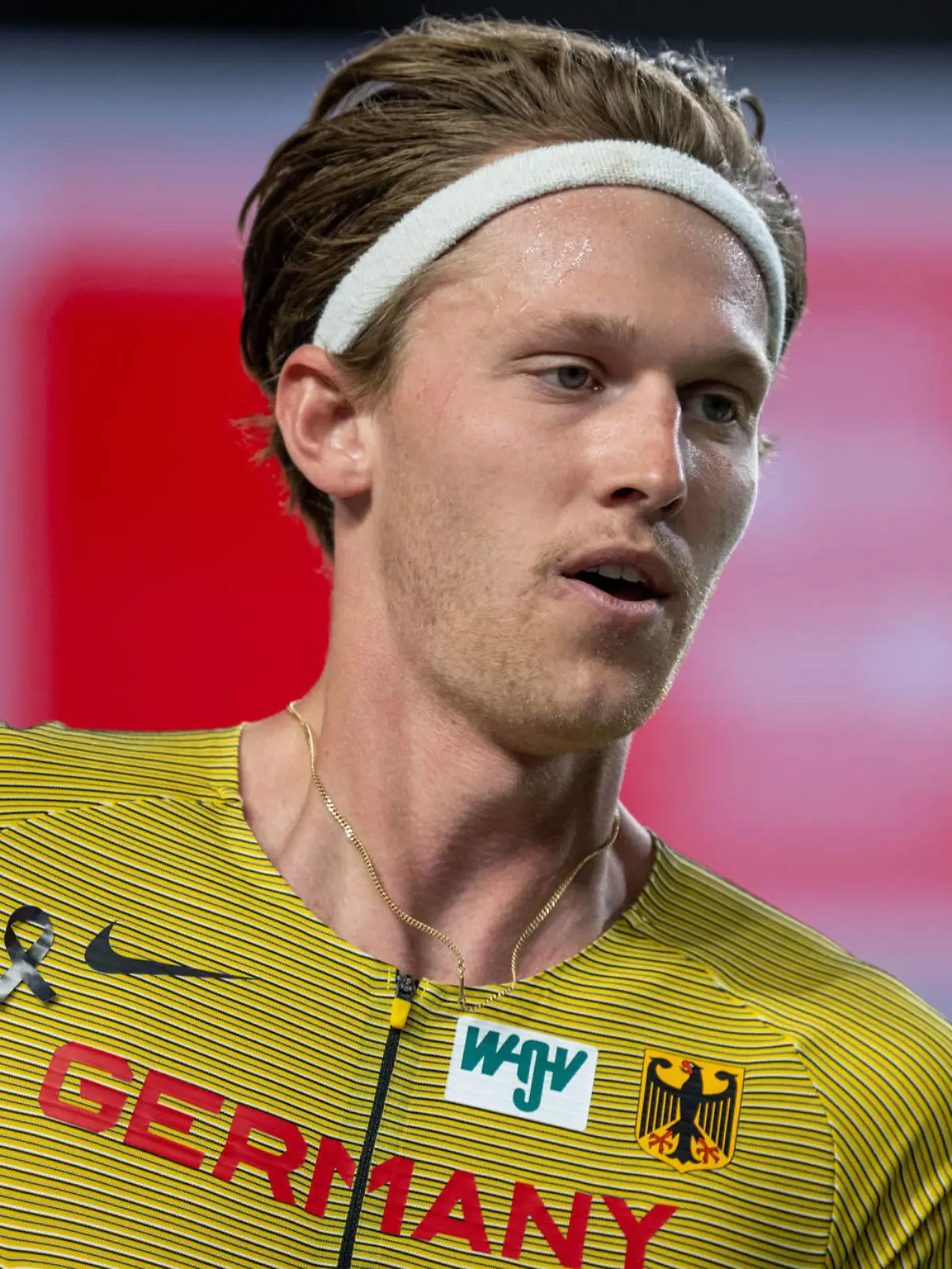 European Athletics Indoor Championships 2023 04.03.2023 ISTANBUL, TURKEY - MARCH 04: Sam PARSONS GER, dob 18/06/1994 competing in the mens 3000 metres indoor session on day 3 of the European Athletics Indoor Championships 2023 at Ataköy Arena, Remzi Kazancgil Bulvar, Olimpiyat Evi yan, 4-5. Ksm Bakrköy of Istanbul on 04.3.2023 in Istanbul/Turkey. *** European Athletics Indoor Championships 2023 04 03 2023 ISTANBUL, TURKEY MARCH 04 Sam PARSONS GER , dob 18 06 1994 competing in the mens 3000 meters indoor session on day 3 of the European Athletics Indoor Championships 2023 at Ataköy Arena, Remzi Kazanc gil Bulvar , Olimpiyat Evi yan , 4 5 K s m Bak rköy of Istanbul on 04 3 2023 in Istanbul Turkey Copyright: xBEAUTIFULxSPORTS/OliverxKremerx
