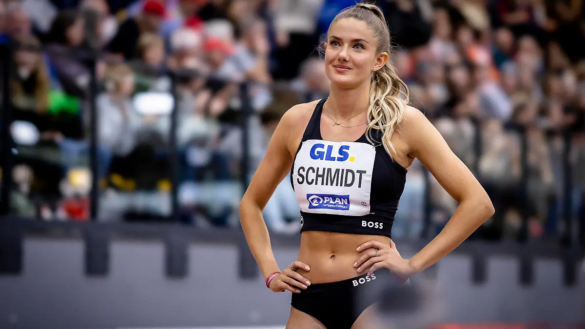 Deutsche Leichtathletik-Hallenmeisterschaften Dortmund, 19.02.2023 Alica Schmidt SCC Berlin Deutsche Leichtathletik-Hallenmeisterschaften am 19.02.2023 in der Helmut-Koernig-Halle in Dortmund. *** German Athletics Indoor Championships Dortmund, 19 02 2023 Alica Schmidt SCC Berlin German Athletics Indoor Championships on 19 02 2023 at the Helmut Koernig Hall in Dortmund, Germany Copyright: xBEAUTIFULxSPORTS/AxelxKohringx