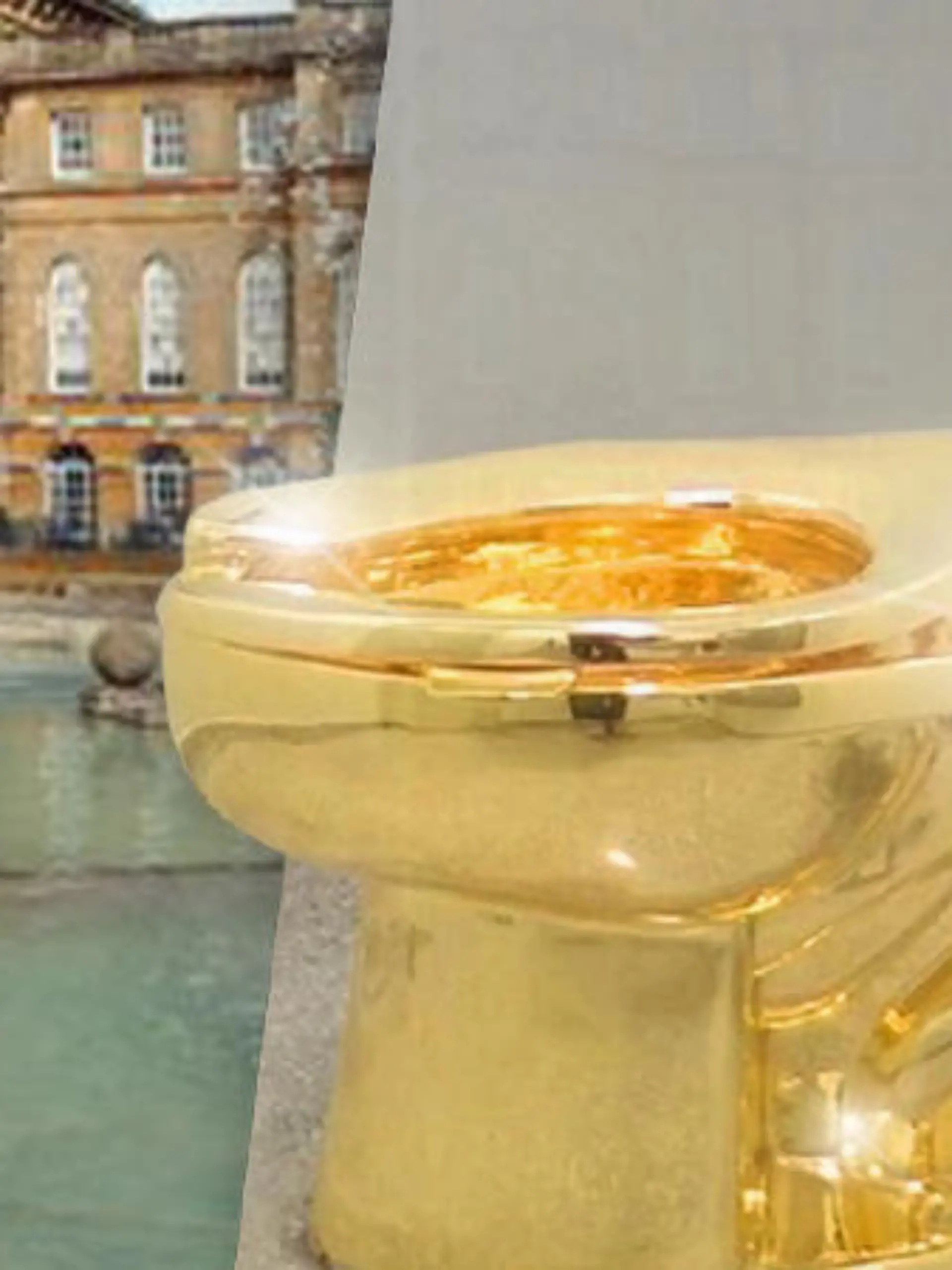 Goldenes Klo geklaut.jpg