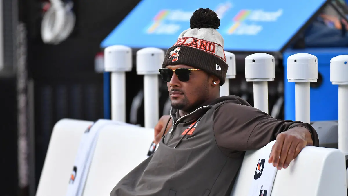 Aug 17, 2023; Philadelphia, Pennsylvania, USA; Cleveland Browns quarterback Deshaun Watson (4) on the bench during pregame warmups against the Philadelphia Eagles at Lincoln Financial Field. Mandatory Credit: Eric Hartline-USA TODAY Sports