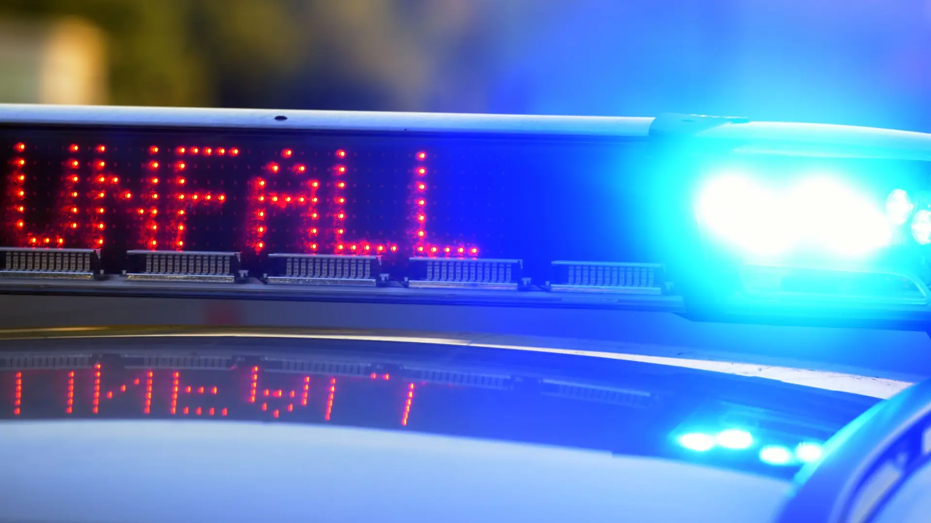 Die Frau starb laut Polizei noch vor Ort an ihren schweren Verletzungen. (Symbolbild)