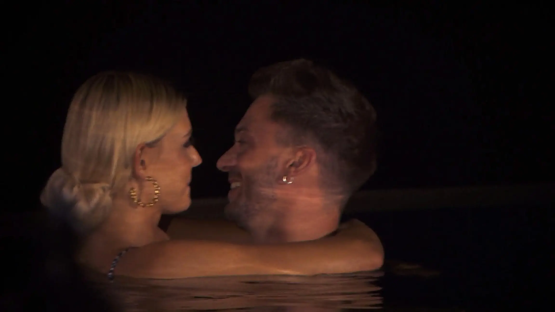 Hatten Gerda & Keno Sex in der Sendung? Ihr erstes Mal