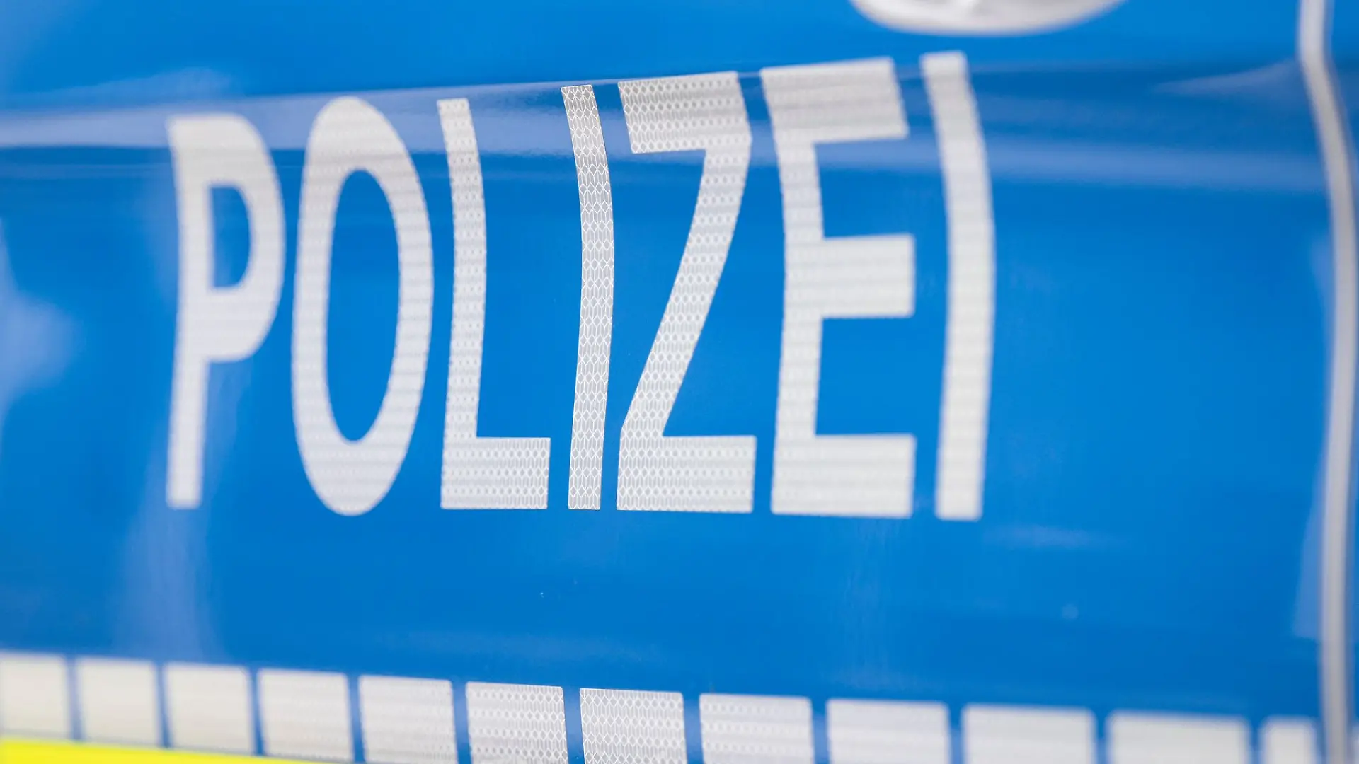 Als die Polizeibeamten eintreffen, waren die Kinder schon geflüchtet. (Symbolbild)